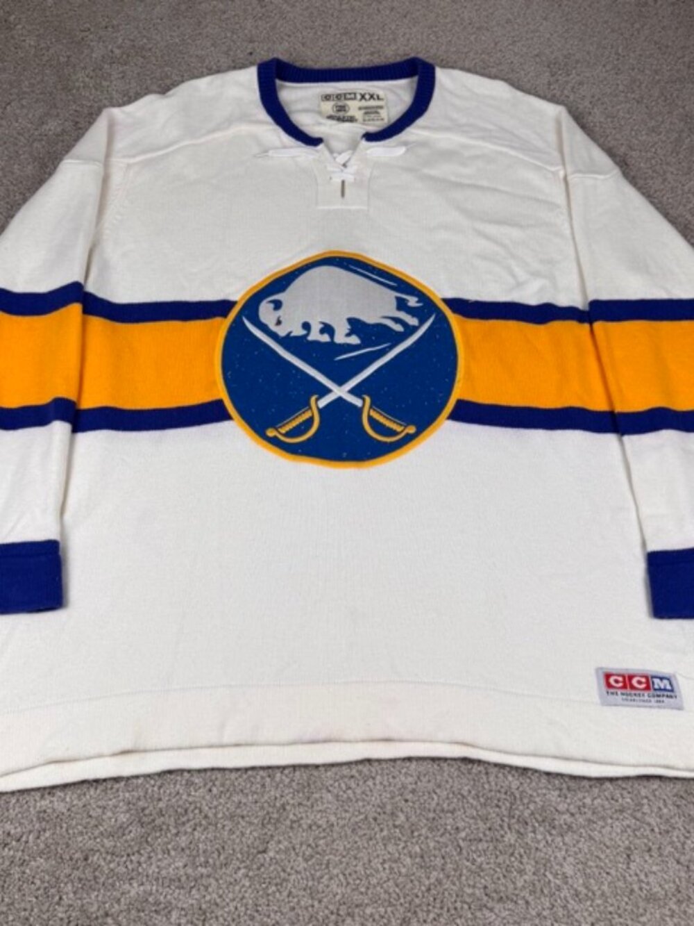 CCM Athletic Equipment Buffalo Sabres NHL Hockey Jersey White Blue Gold Size XXL